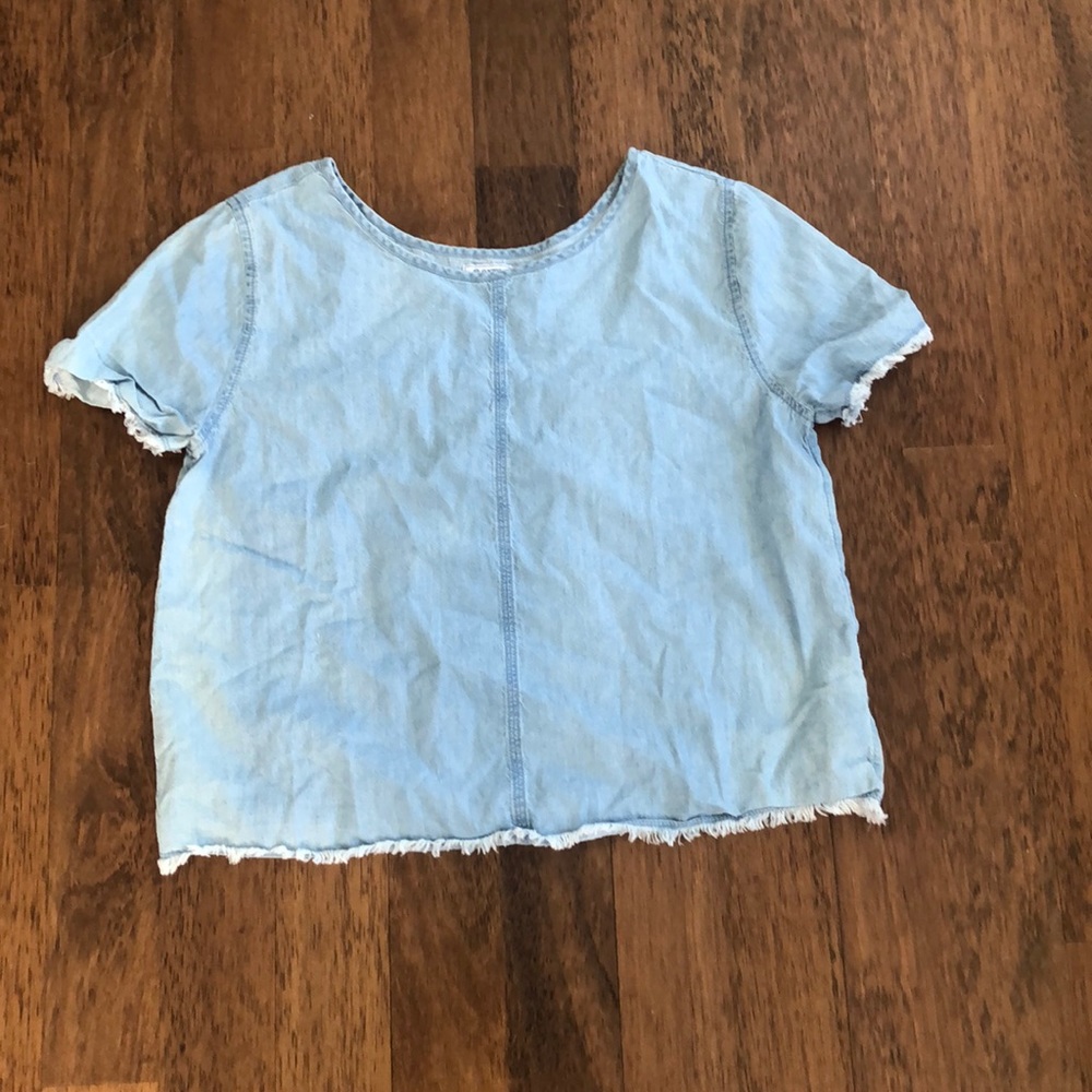 EUC Susina Chambray top size Medium
